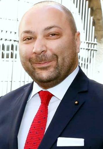 Cav. Ing. Luca Cardinali 5