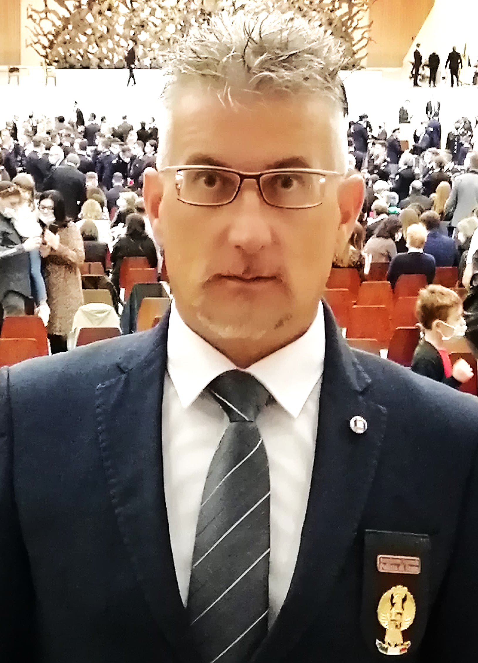 3afa0f33-8a3c-4165-b3b8-7d33f5c1d472